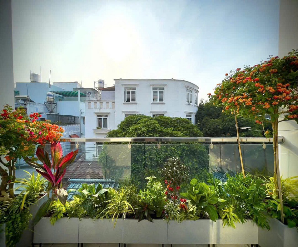 Chậu giả đá - Chậu kẻ rãnh 5 chau composite 791x954 1 1