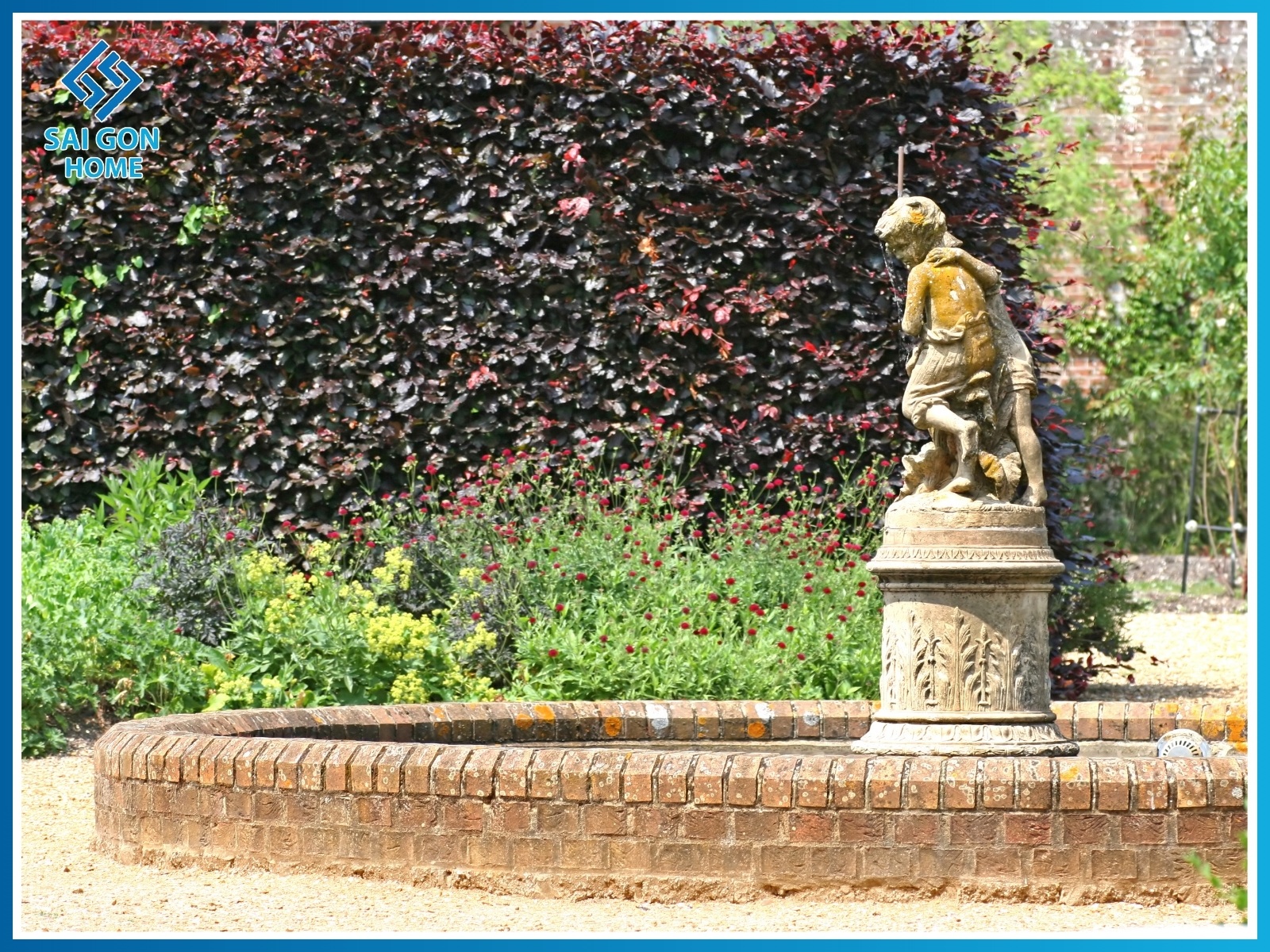 Mau tuong ben thac nuoc san vuon dep