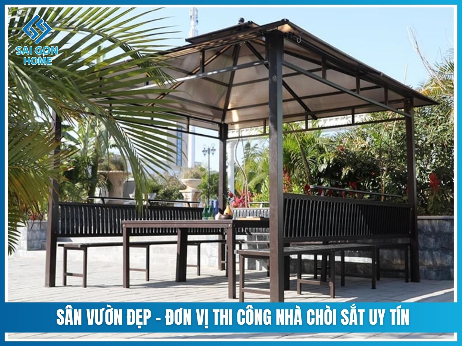 SÂN VƯỜN ĐẸP - Đơn vị thi công nhà chòi sắt uy tín